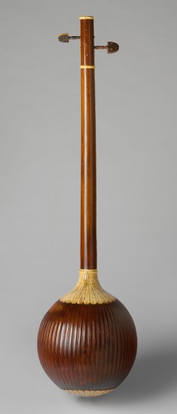 Tanjore tāmbūra at the Met, collection of Y.G. Srimati 3