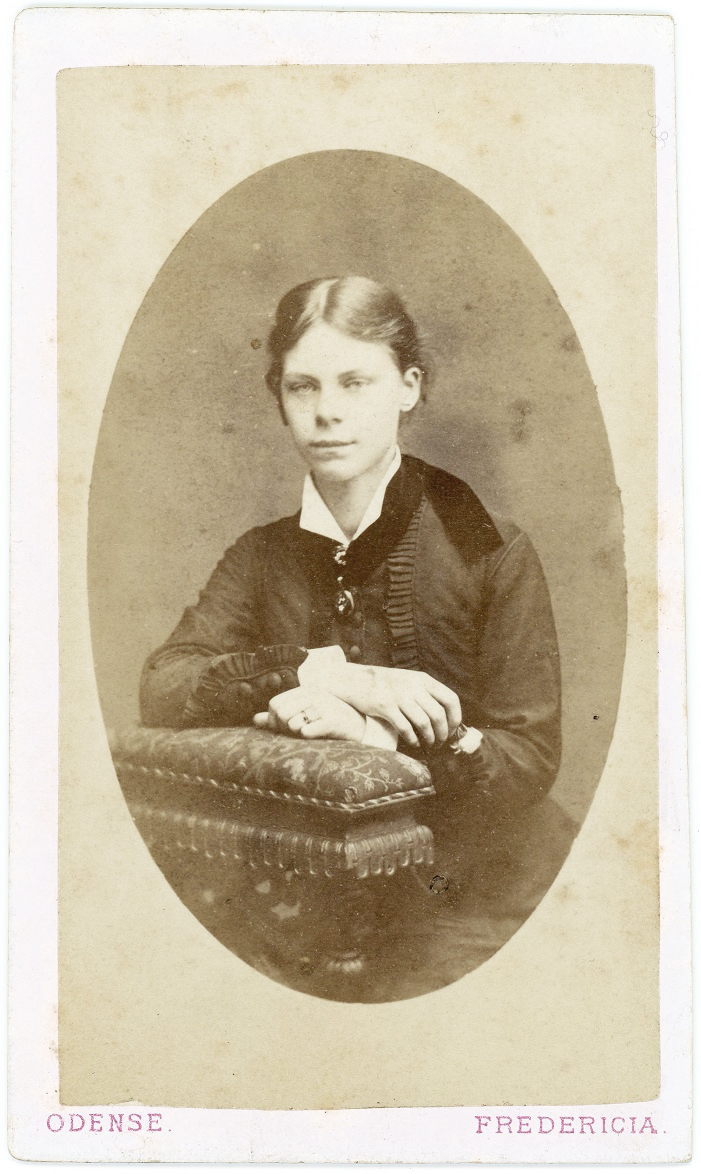 Effie Hegermann-Lindencrone (1879) 2