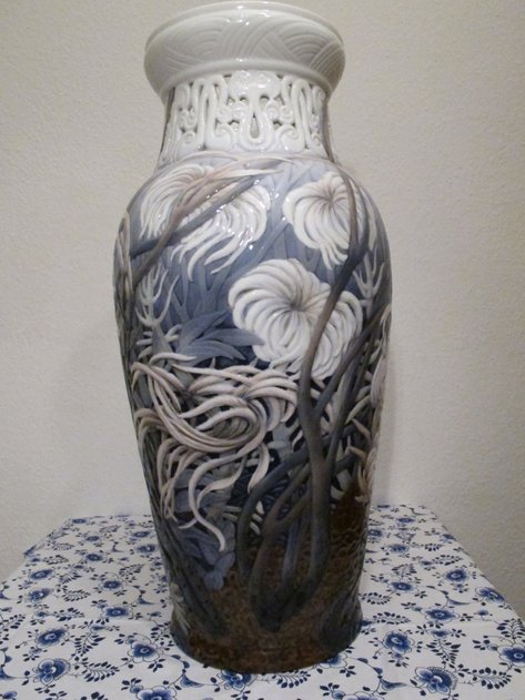 Seaweed Vase (1924) 2